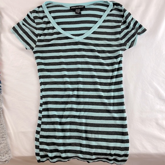 Bundle of women’s X-Small T Shirts. Various Brands. Excellent Condition. - Picture 4 of 9